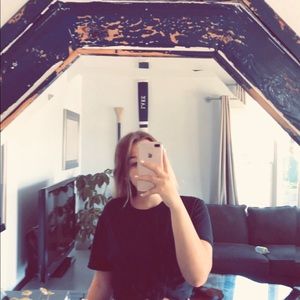 Meet your Posher, Alyssa